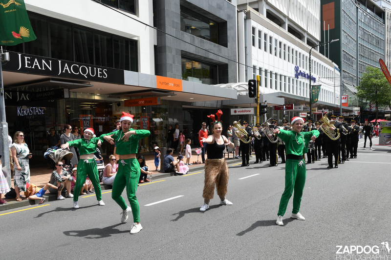 galleries/WellXmas2019/Parade/mid/mid_welly2019_2_-4941.jpg