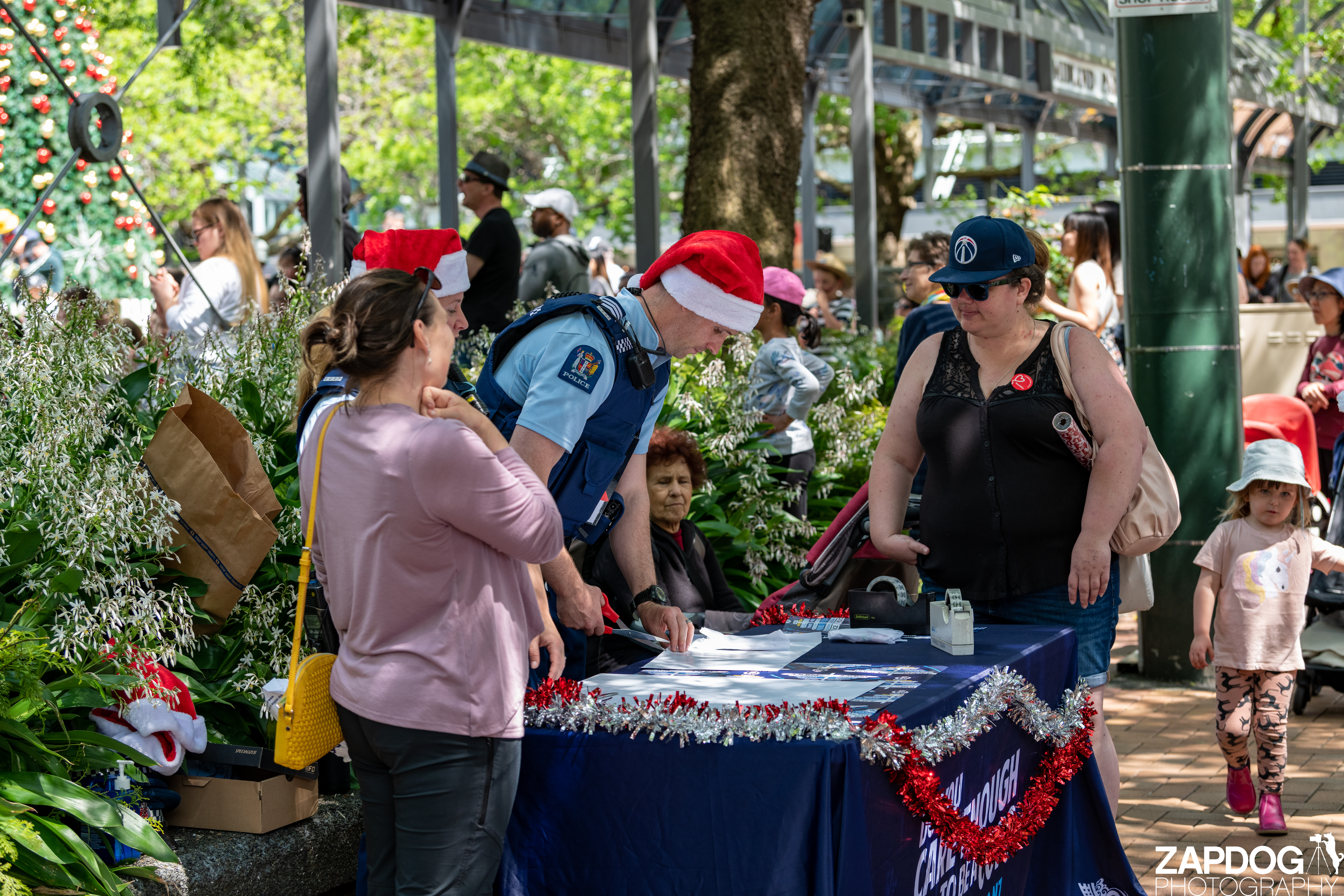 galleries/WellXmas2019/Police/welly2019_-4873.jpg