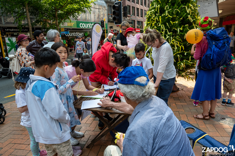 galleries/WellXmas2019/Rotary/mid/mid_welly2019_3_-6521.jpg