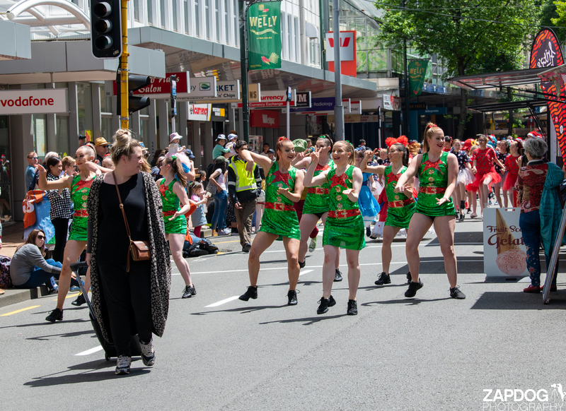 galleries/WellXmas2020/Parade/mid/mid_welly2020-parade-3247-2.jpg
