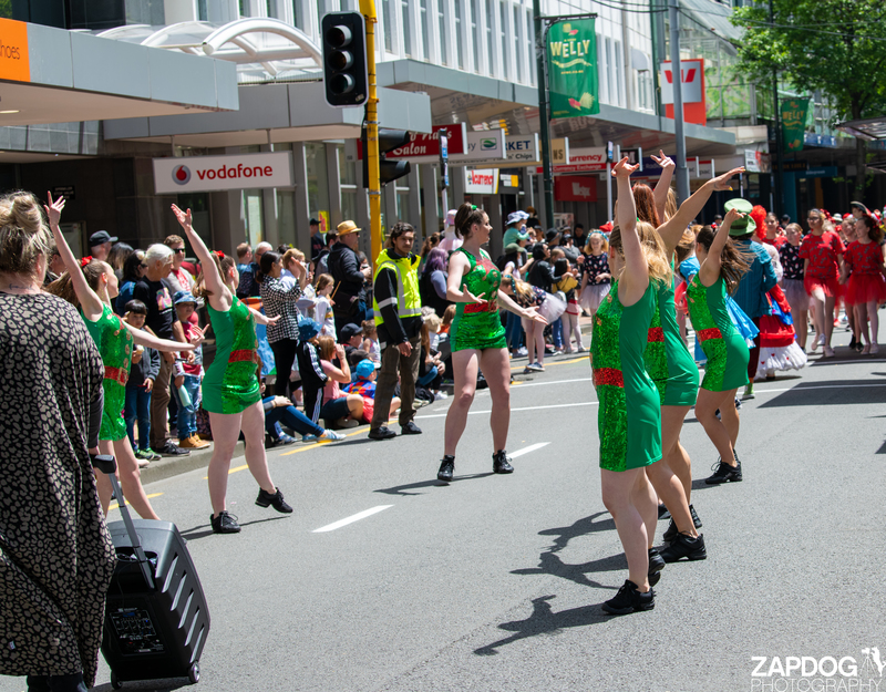 galleries/WellXmas2020/Parade/mid/mid_welly2020-parade-3253-2.jpg