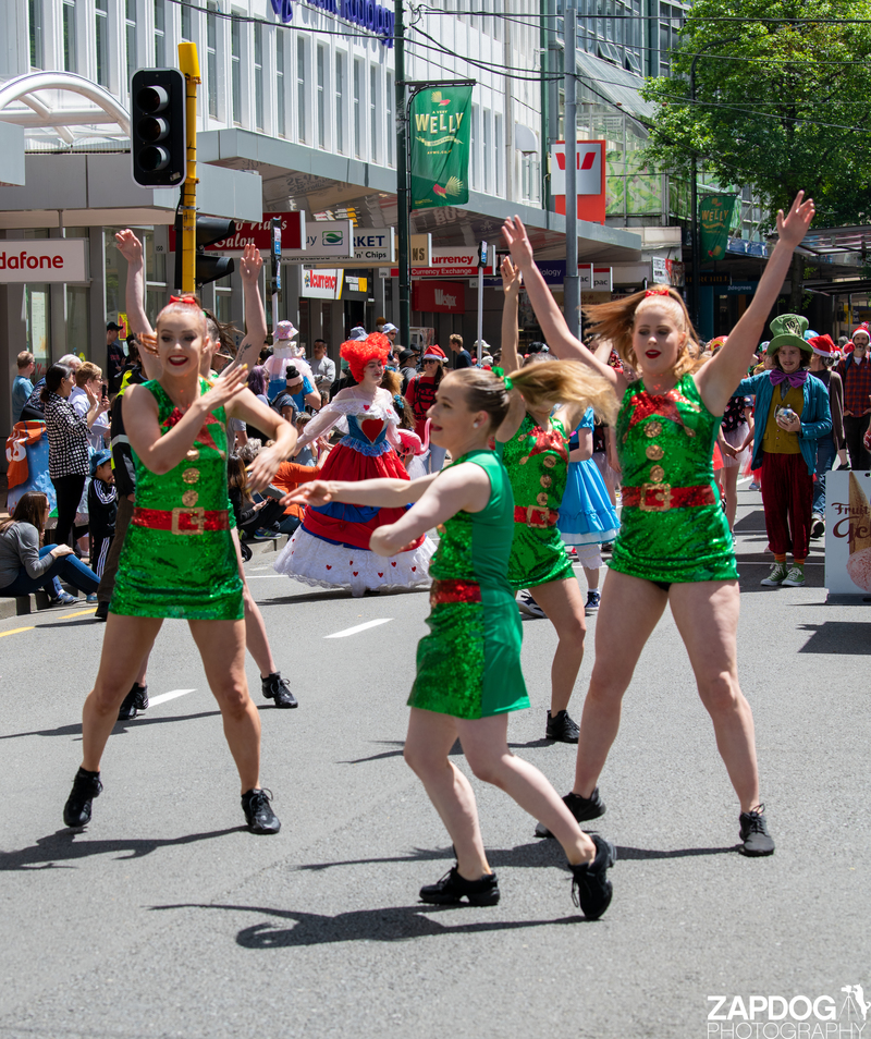galleries/WellXmas2020/Parade/mid/mid_welly2020-parade-3257-2.jpg