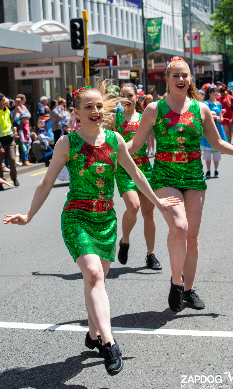 galleries/WellXmas2020/Parade/mid/mid_welly2020-parade-3263-2.jpg