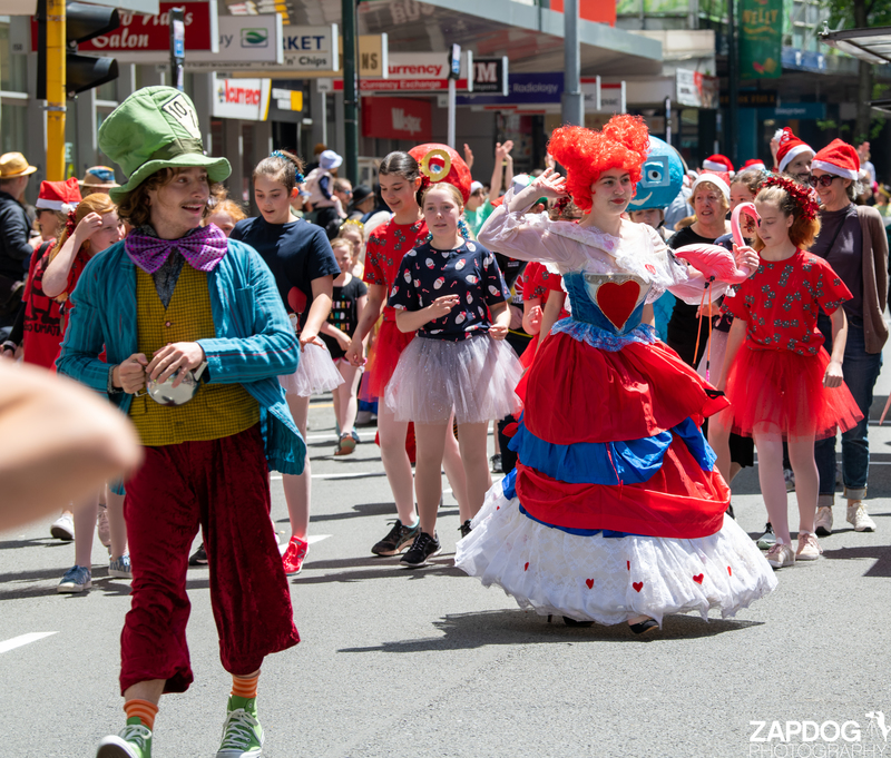 galleries/WellXmas2020/Parade/mid/mid_welly2020-parade-3270-2.jpg