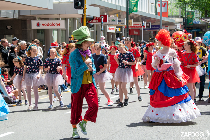 galleries/WellXmas2020/Parade/mid/mid_welly2020-parade-3271-2.jpg