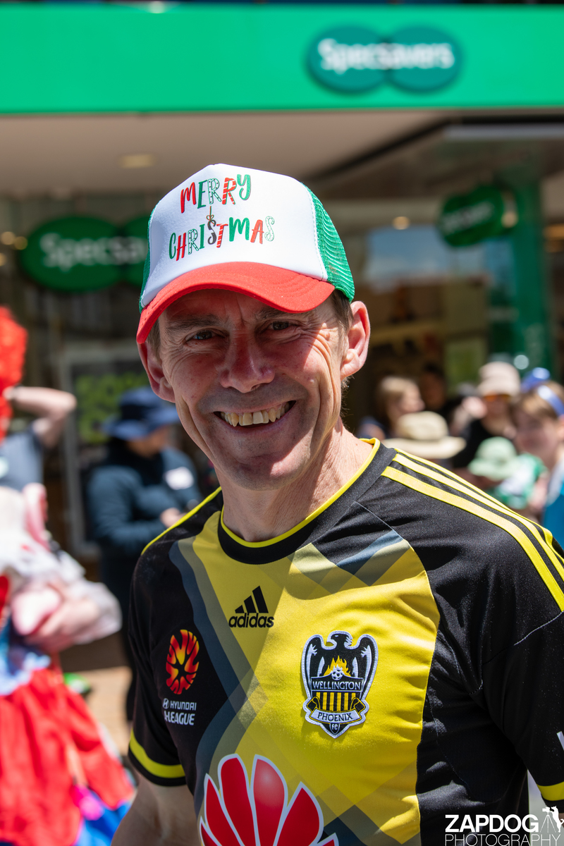 galleries/WellXmas2020/Parade/mid/mid_welly2020-parade-3284-2.jpg