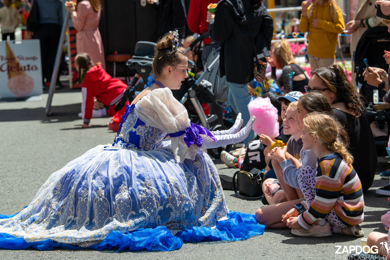 galleries/WellXmas2020/Parade/mid/mid_welly2020-parade-3299-2.jpg