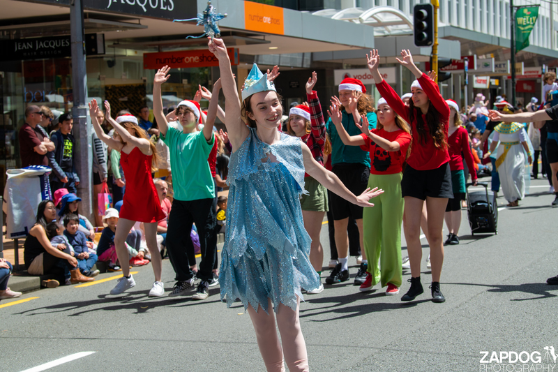 galleries/WellXmas2020/Parade/mid/mid_welly2020-parade-3312-2.jpg