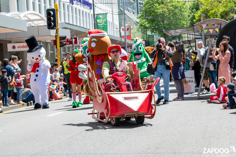 galleries/WellXmas2020/Parade/mid/mid_welly2020-parade-3426-2.jpg