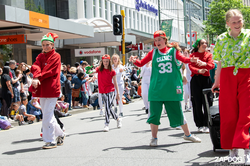 galleries/WellXmas2020/Parade/mid/mid_welly2020-parade-3549-2.jpg