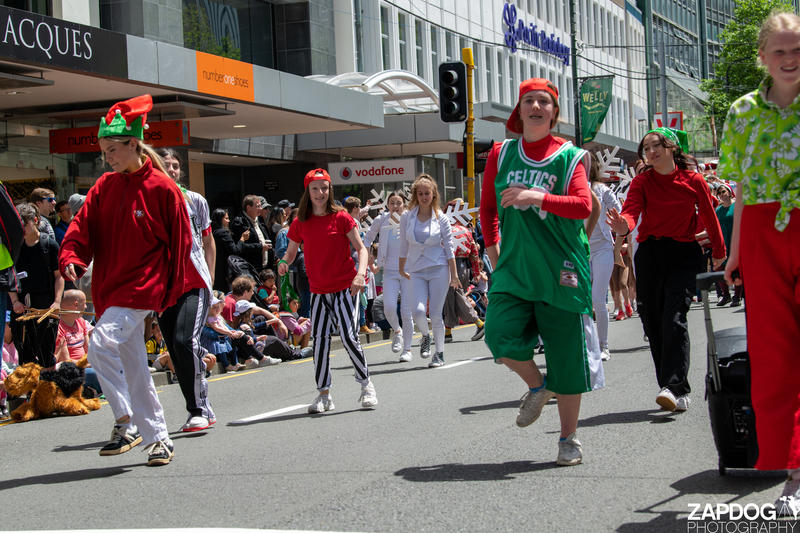 galleries/WellXmas2020/Parade/mid/mid_welly2020-parade-3551-2.jpg