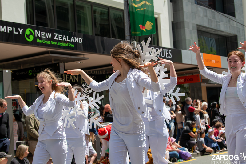 galleries/WellXmas2020/Parade/mid/mid_welly2020-parade-3576-2.jpg