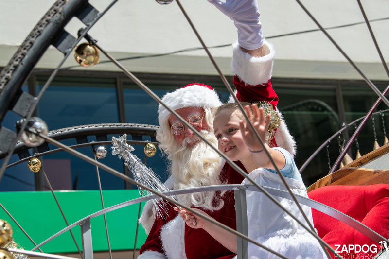 galleries/WellXmas2020/Parade/mid/mid_welly2020-parade-3632-2.jpg