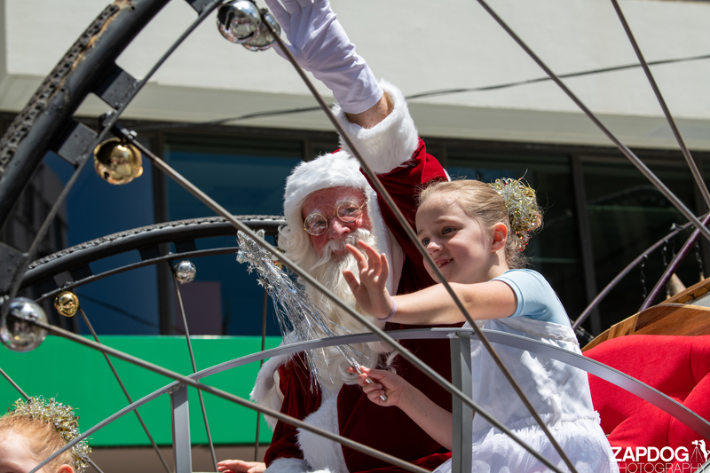 galleries/WellXmas2020/Parade/mid/mid_welly2020-parade-3634-2.jpg