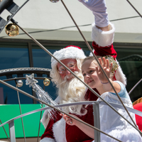 galleries/WellXmas2020/Parade/thumbs/th_welly2020-parade-3632-2.jpg