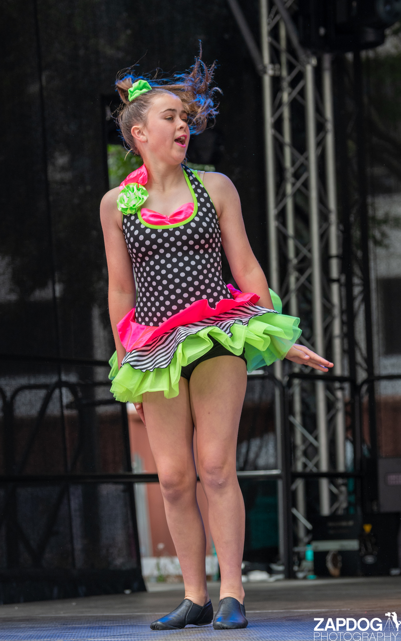 galleries/WellXmas2020/Performer28/mid/mid_welly2020-performers-8639.jpg