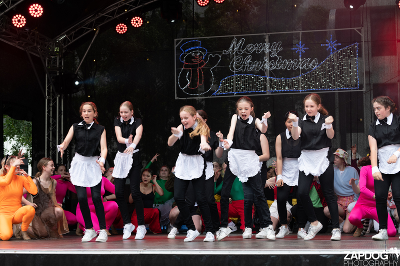 galleries/WellXmas2020/Performers10/mid/mid_welly-2-56.jpg