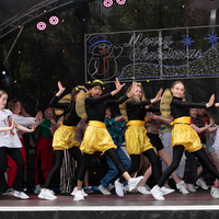 galleries/WellXmas2020/Performers10/thumbs/th_welly-2-3.jpg