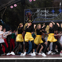 galleries/WellXmas2020/Performers10/thumbs/th_welly-2-4.jpg