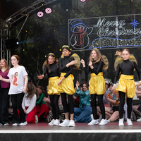galleries/WellXmas2020/Performers10/thumbs/th_welly-2-7.jpg
