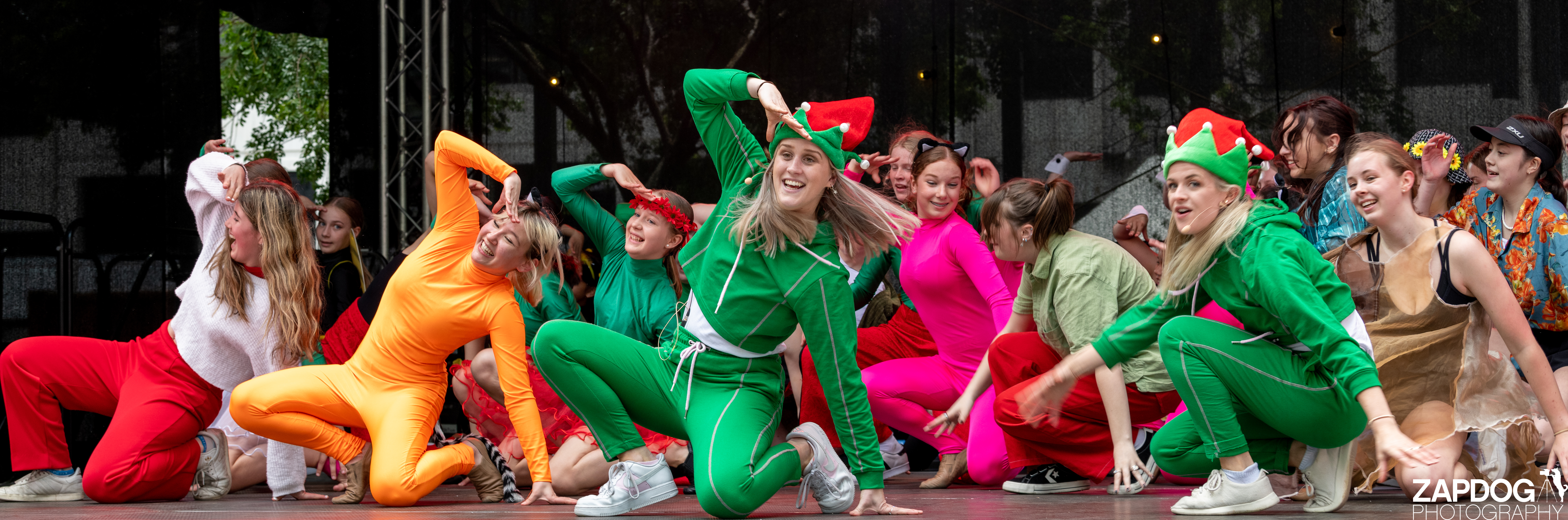 galleries/WellXmas2020/Performers10/welly-2-85.jpg