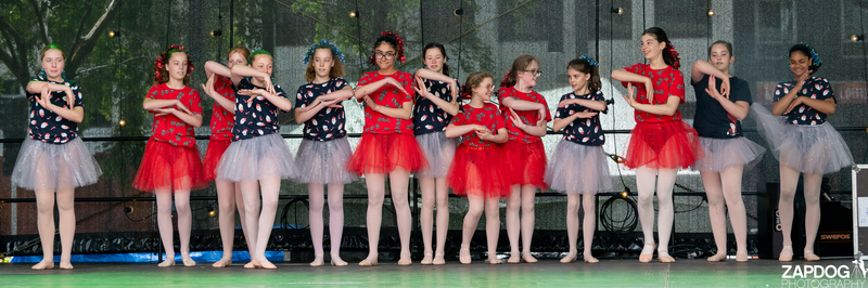 galleries/WellXmas2020/Performers11/mid/mid_welly-2-46.jpg