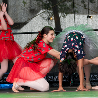 galleries/WellXmas2020/Performers11/thumbs/th_welly-2-33.jpg