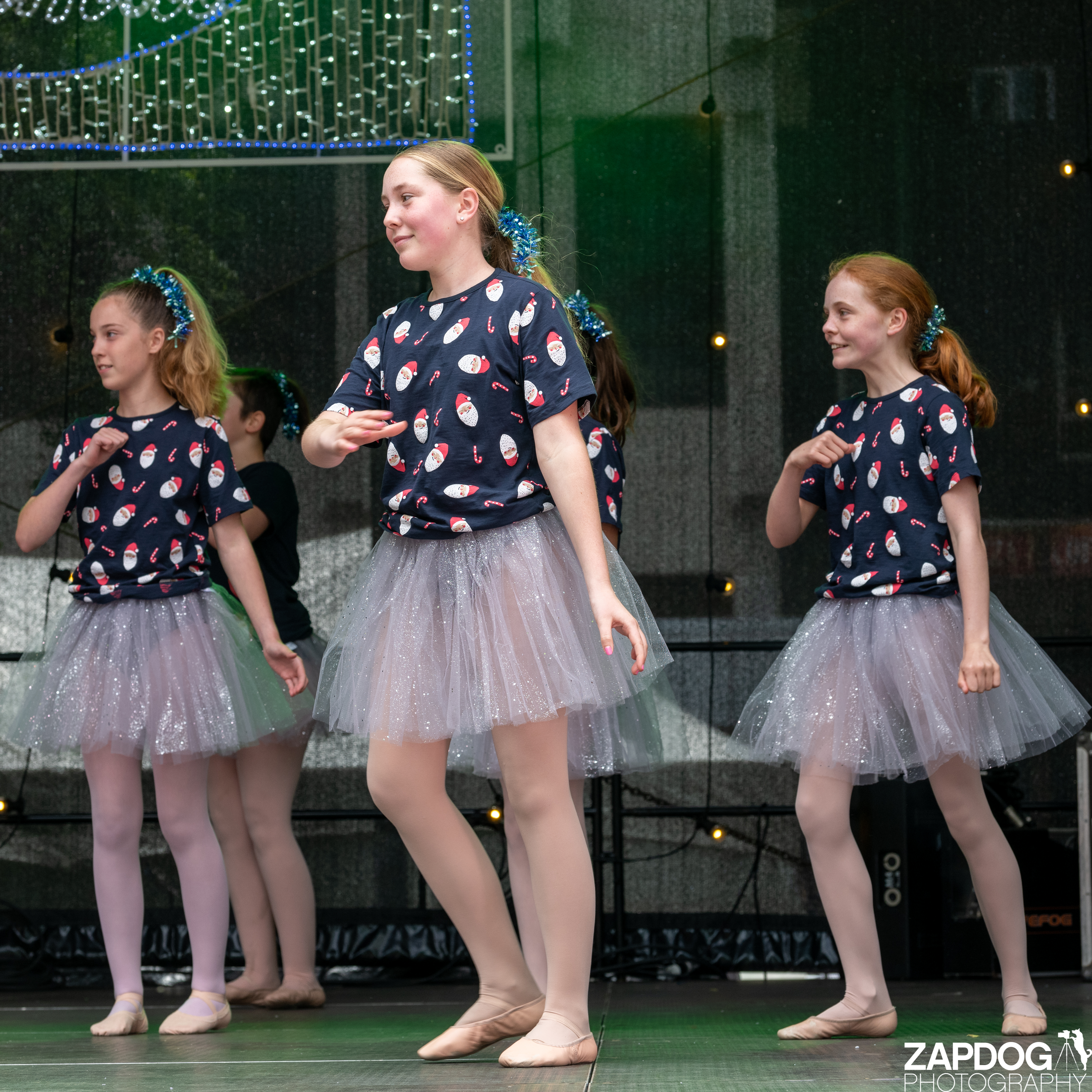 galleries/WellXmas2020/Performers11/welly-2-13.jpg