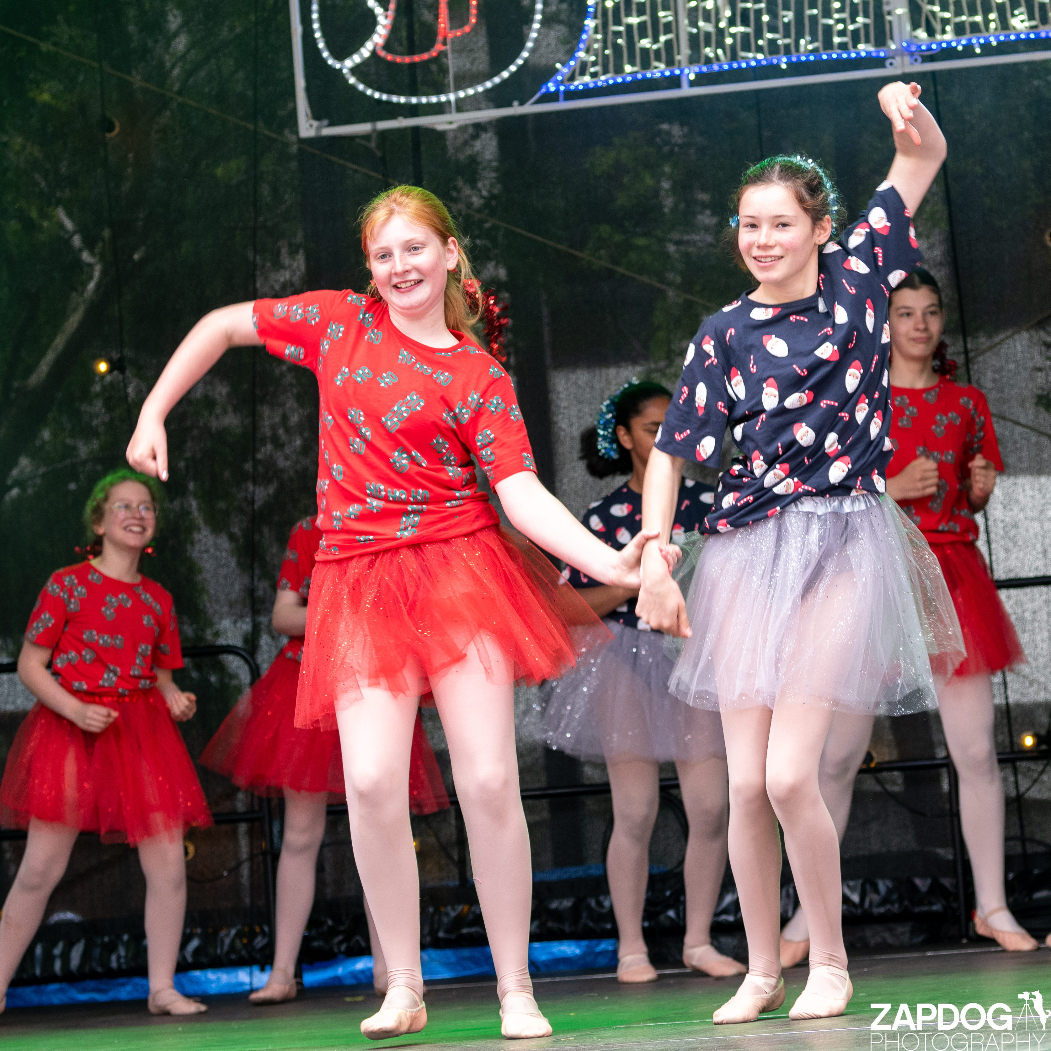 galleries/WellXmas2020/Performers11/welly-2-38.jpg