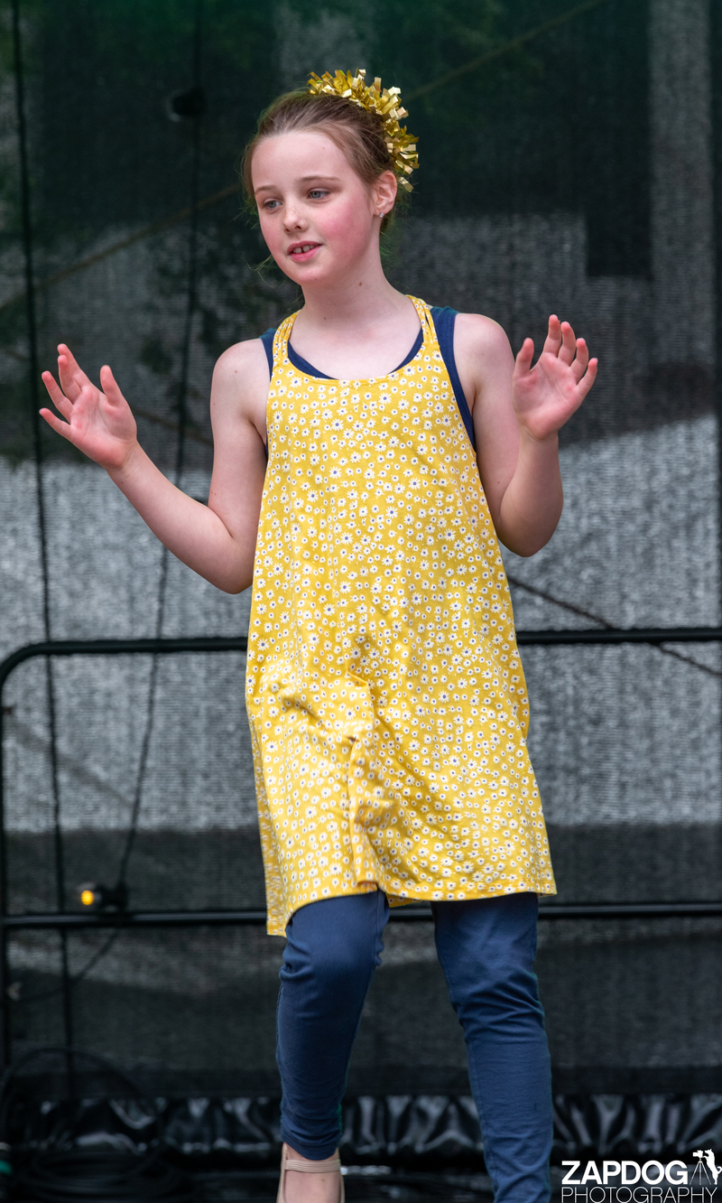 galleries/WellXmas2020/Performers12/mid/mid_welly-2-14.jpg