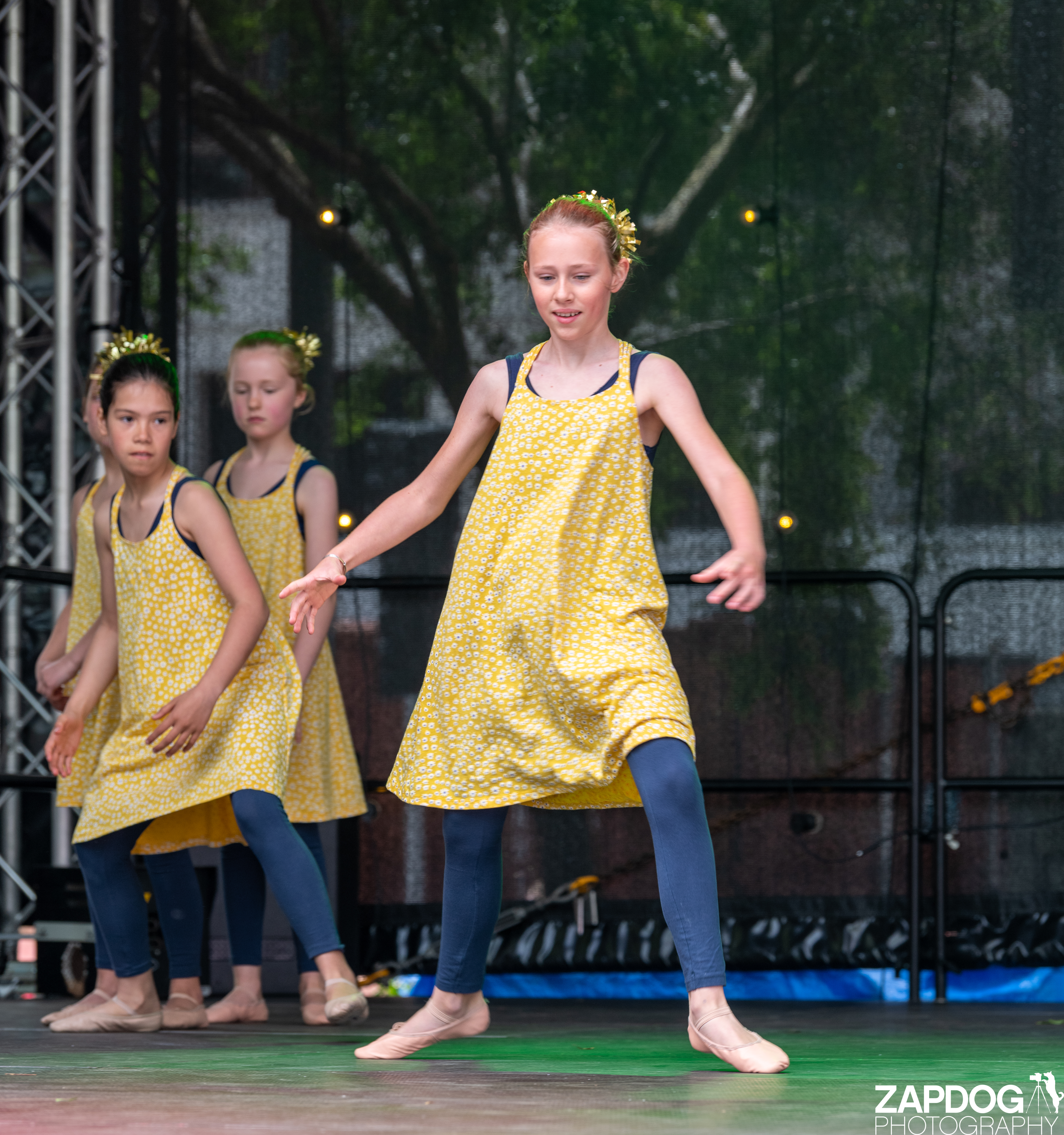 galleries/WellXmas2020/Performers12/welly-2-20.jpg