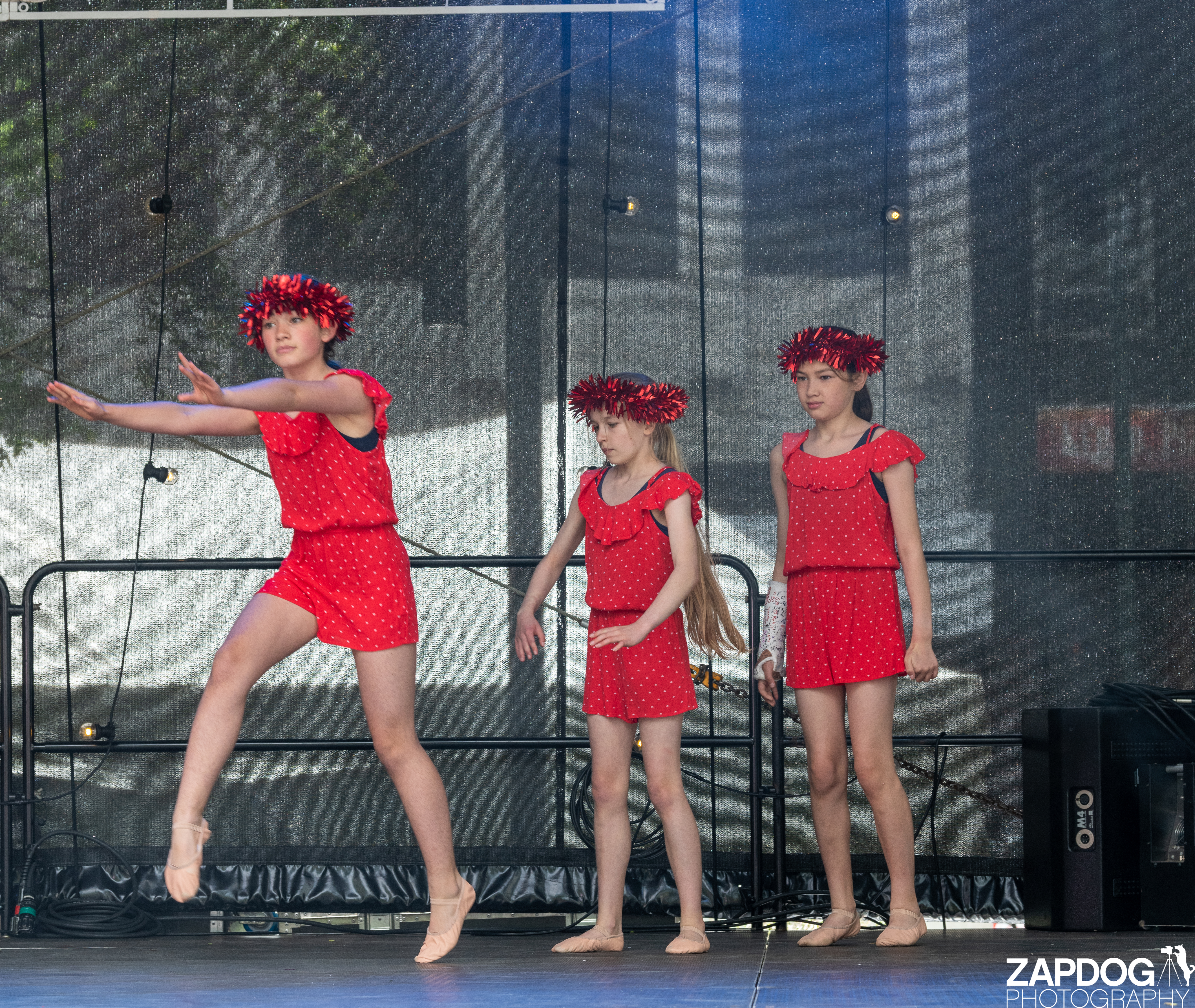 galleries/WellXmas2020/Performers14/welly2020-performers-5596-2.jpg