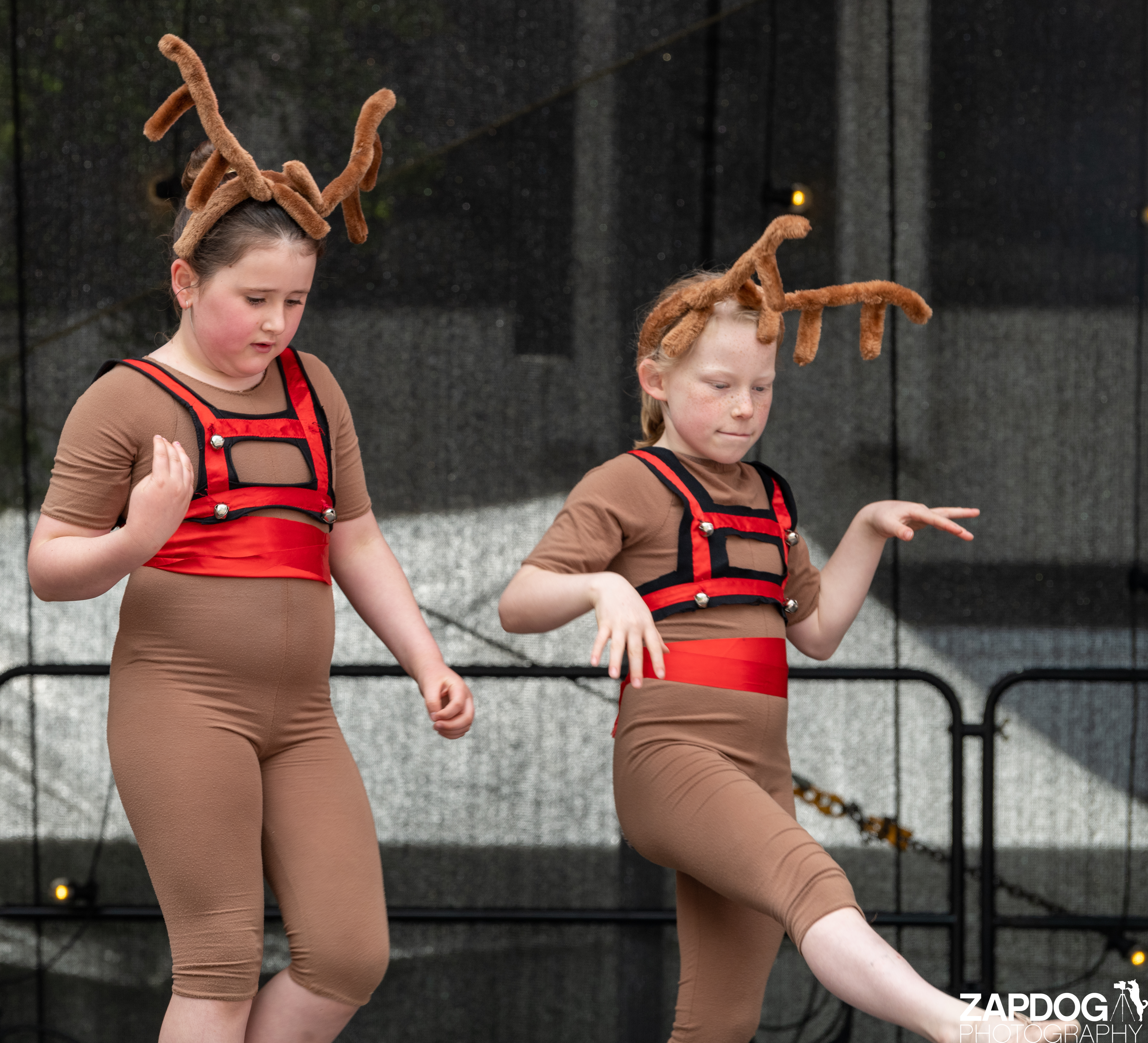 galleries/WellXmas2020/Performers16/welly2020-performers-5884-2.jpg