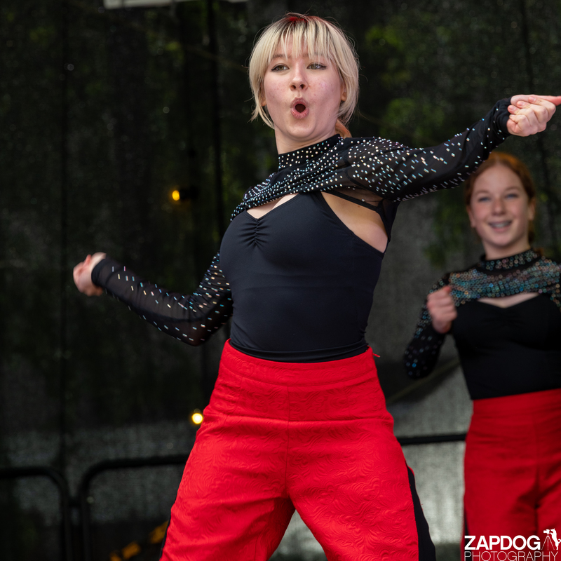 galleries/WellXmas2020/Performers2/mid/mid_welly2020-performers-3949-2.jpg