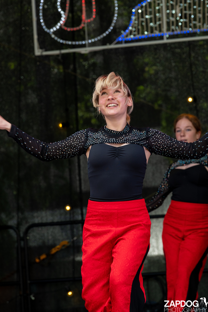 galleries/WellXmas2020/Performers2/mid/mid_welly2020-performers-3957-2.jpg