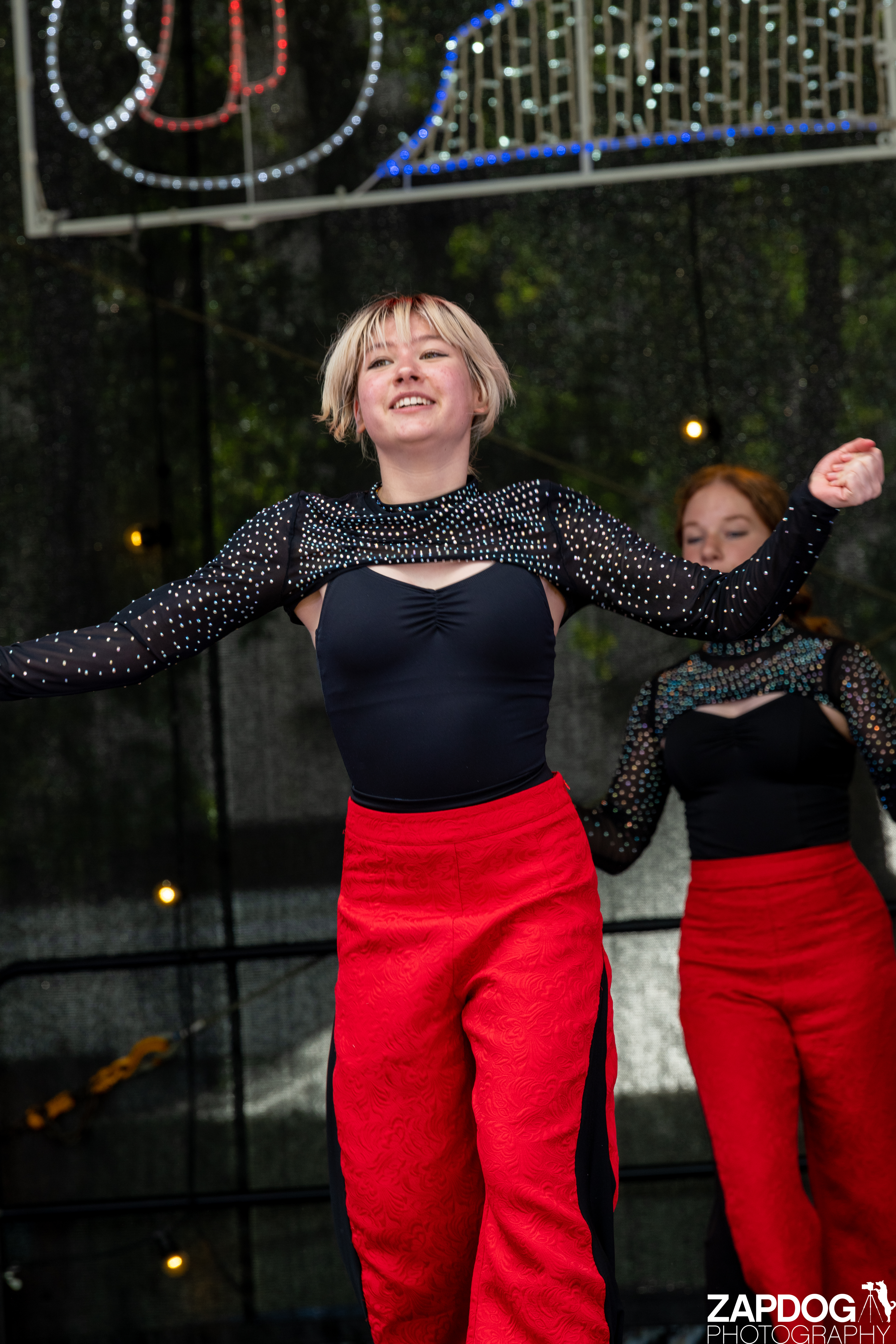 galleries/WellXmas2020/Performers2/welly2020-performers-3960-2.jpg