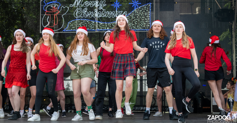 galleries/WellXmas2020/Performers20/mid/mid_welly2020-performers-6179-2.jpg