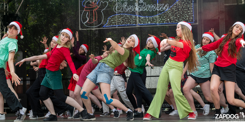 galleries/WellXmas2020/Performers20/mid/mid_welly2020-performers-6337-2.jpg