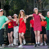 galleries/WellXmas2020/Performers20/thumbs/th_welly2020-performers-6125-2.jpg