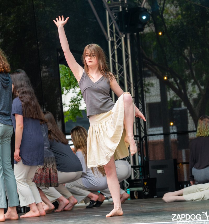 galleries/WellXmas2020/Performers21/mid/mid_welly2020-performers-6818-2.jpg