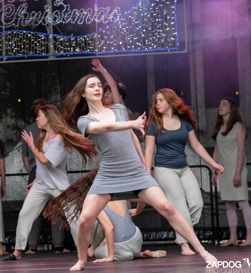 galleries/WellXmas2020/Performers21/mid/mid_welly2020-performers-6865-2.jpg