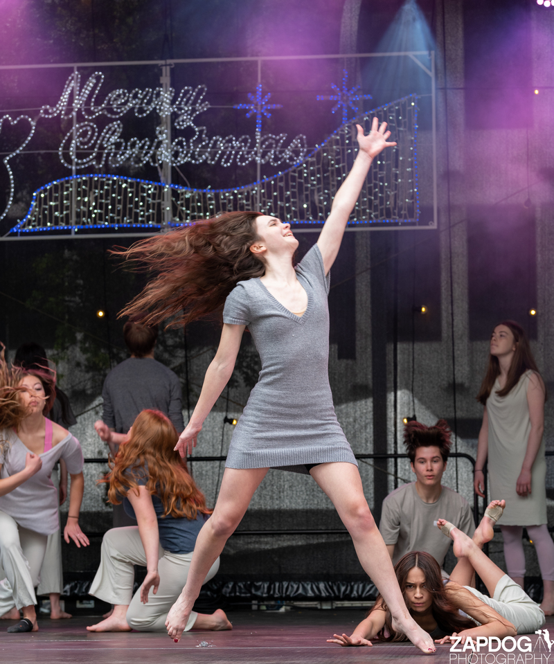 galleries/WellXmas2020/Performers21/mid/mid_welly2020-performers-6871-2.jpg