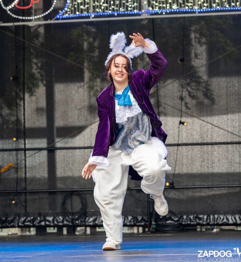 galleries/WellXmas2020/Performers22/mid/mid_welly2020-performers-7175-2.jpg