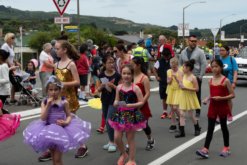 galleries/tawaxmas2018/parade01/mid/mid_tawaxmas2018-1060.jpg