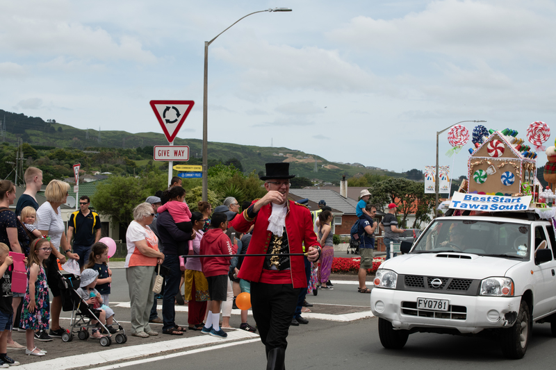 galleries/tawaxmas2018/parade01/mid/mid_tawaxmas2018-1068.jpg