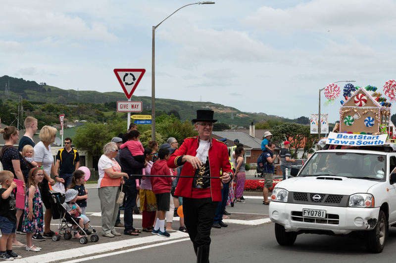 galleries/tawaxmas2018/parade01/mid/mid_tawaxmas2018-1069.jpg