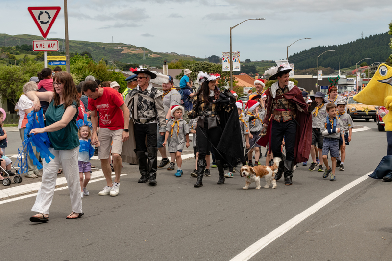 galleries/tawaxmas2018/parade01/mid/mid_tawaxmas2018-1090.jpg