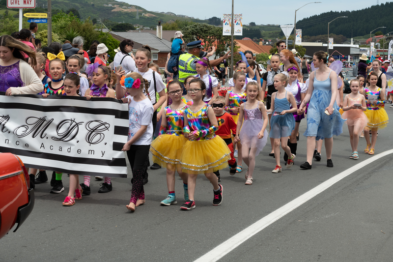 galleries/tawaxmas2018/parade01/mid/mid_tawaxmas2018-1110.jpg