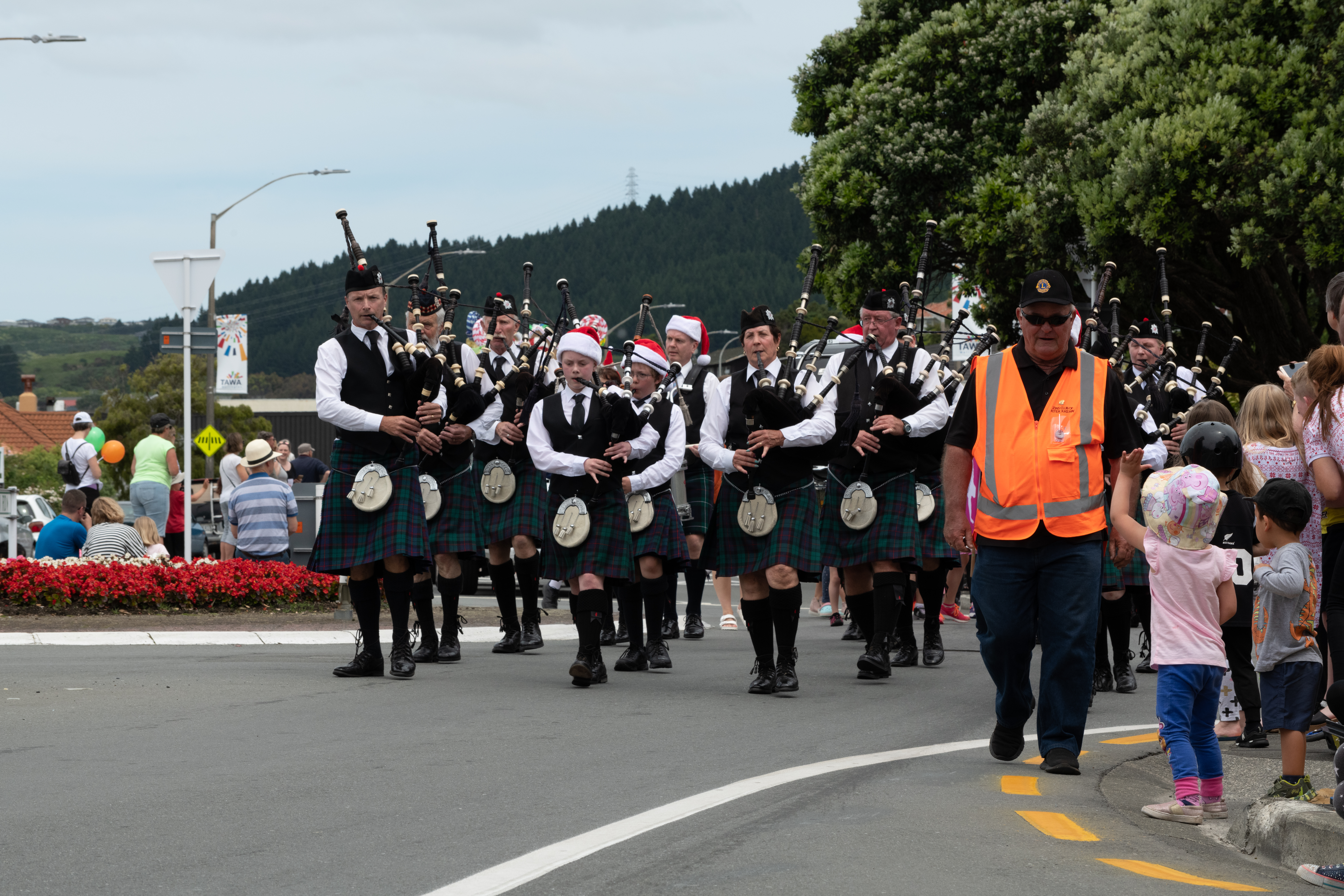 galleries/tawaxmas2018/parade01/tawaxmas2018-1040.jpg