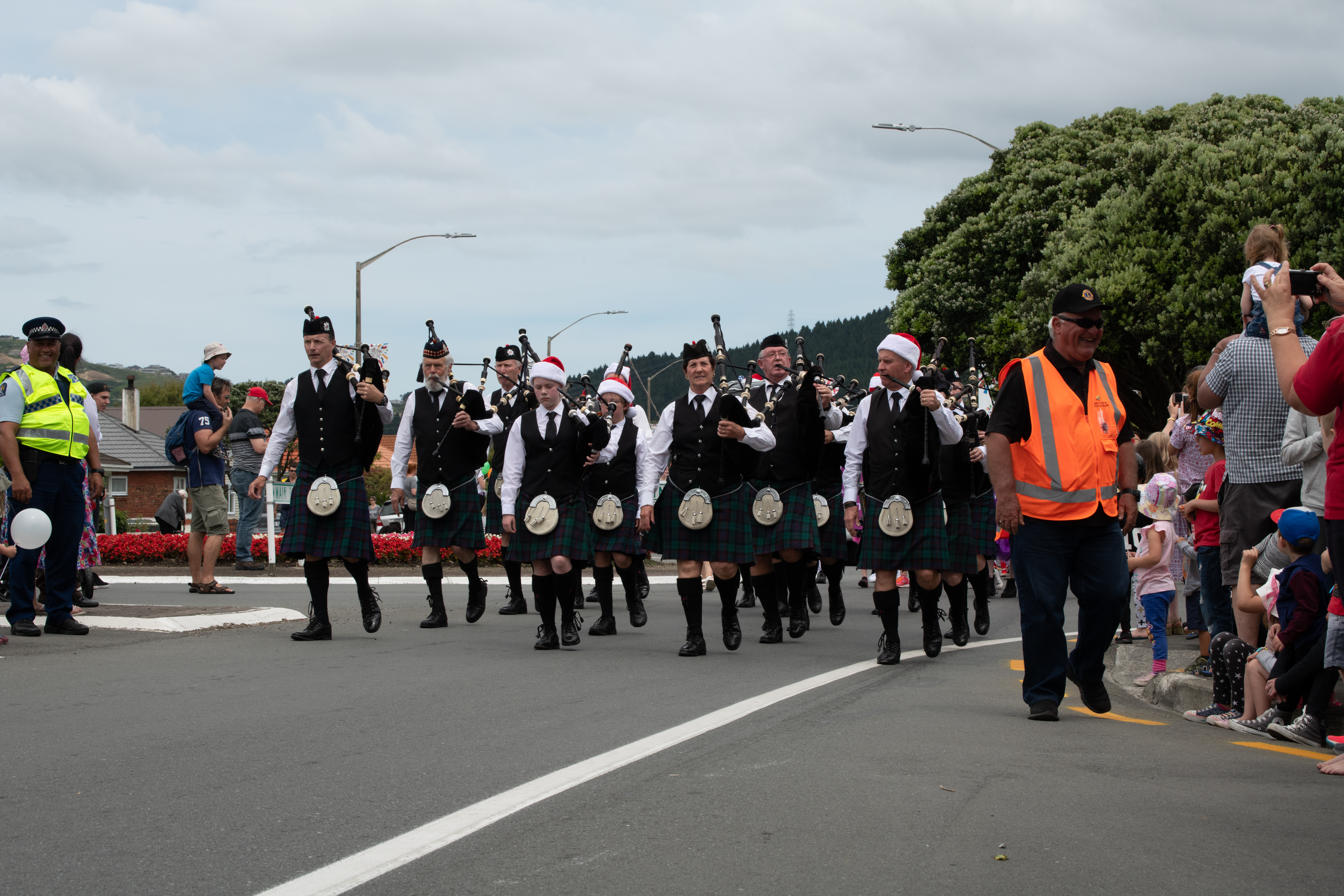 galleries/tawaxmas2018/parade01/tawaxmas2018-1043.jpg